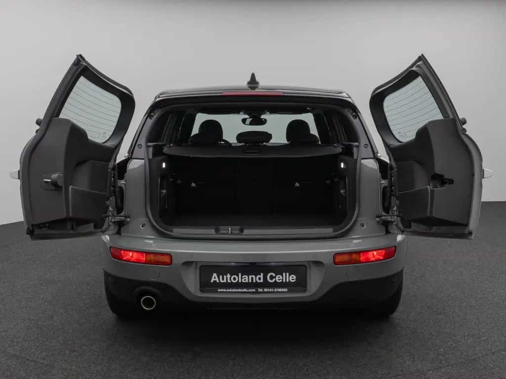 MINI Cooper Clubman Essential Trim Kamera Komfort 02/2023-photo-12