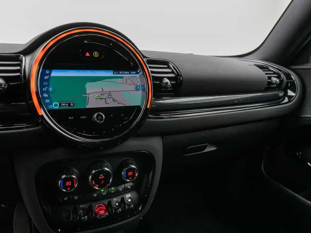 MINI Cooper Clubman Essential Trim Kamera Komfort 02/2023-photo-20