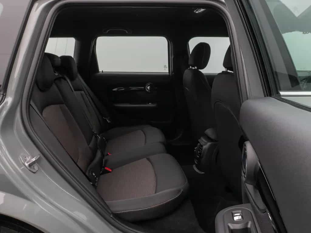 MINI Cooper Clubman Essential Trim Kamera Komfort 02/2023-photo-25