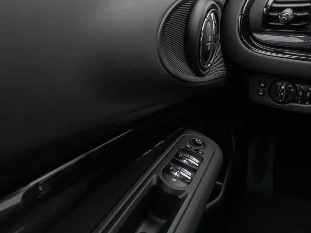 MINI Cooper Clubman Essential Trim Kamera Komfort 02/2023-photo-31