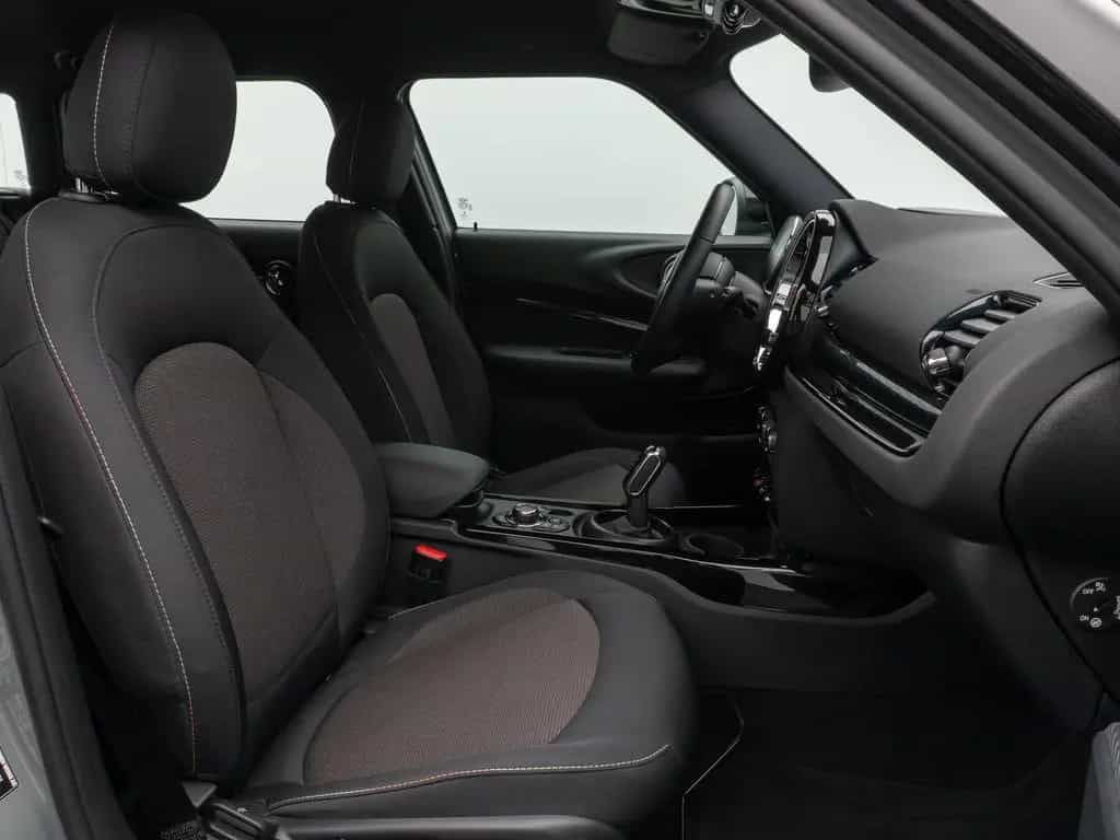 MINI Cooper Clubman Essential Trim Kamera Komfort 02/2023-photo-33