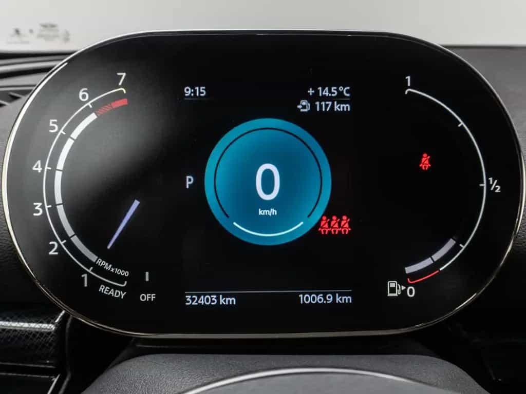 MINI Cooper Clubman Essential Trim Kamera Komfort 02/2023-photo-38