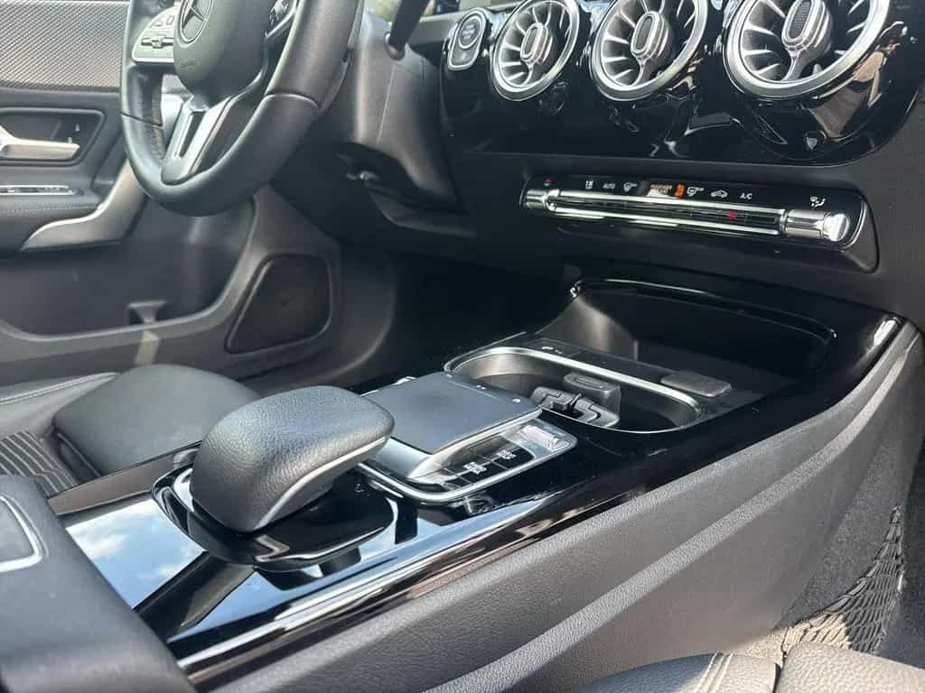 Mercedes-Benz A 180 Progressive LED HP Park Paket Business 10/2019-photo-13