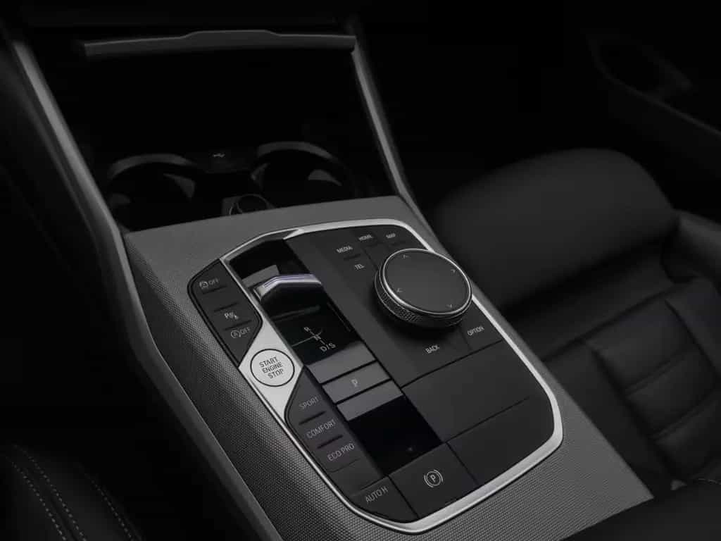 BMW 3 Series i DigitalKey DAB Komfort HiFi Leder 18Zoll 11/2022-photo-21