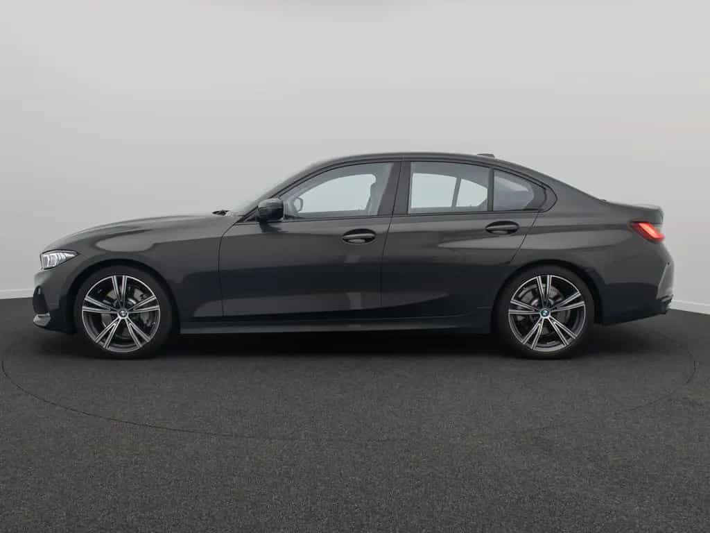 BMW 330 i xD Komfort DAB HiFi Leder M Sport 19Zoll 10/2022-photo-10