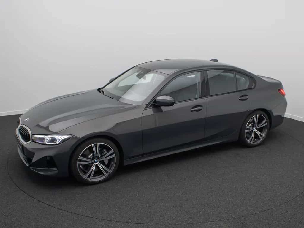 BMW 330 i xD Komfort DAB HiFi Leder M Sport 19Zoll 10/2022-photo-11