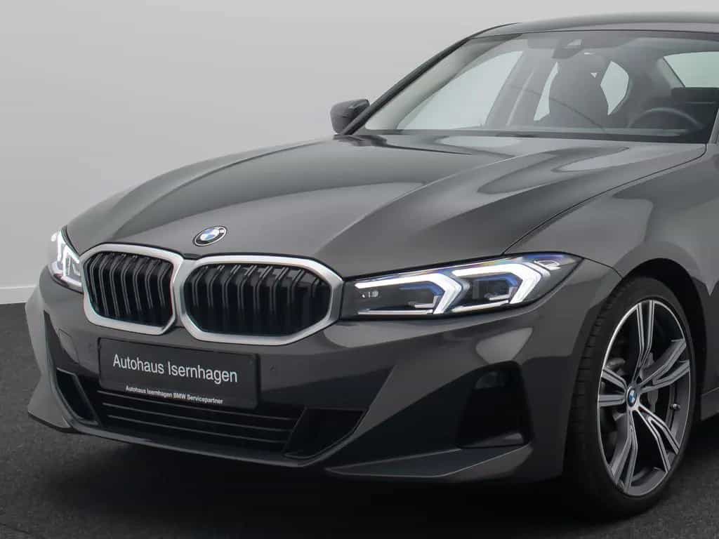 BMW 330 i xD Komfort DAB HiFi Leder M Sport 19Zoll 10/2022-photo-16