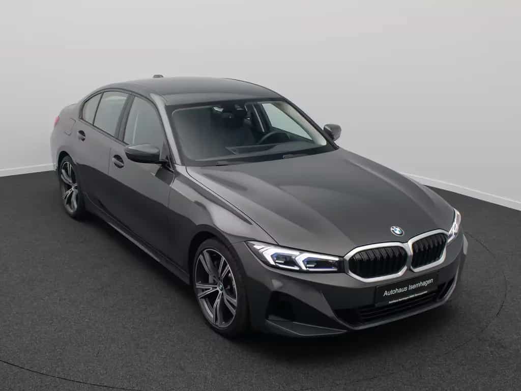 BMW 330 i xD Komfort DAB HiFi Leder M Sport 19Zoll 10/2022-photo-2