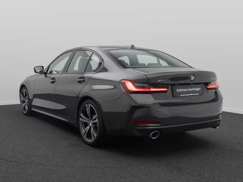 BMW 330 i xD Komfort DAB HiFi Leder M Sport 19Zoll 10/2022-photo-8