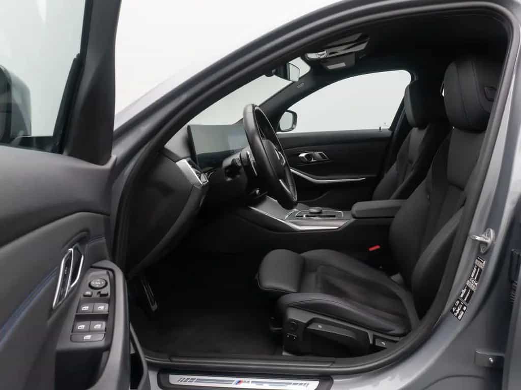 BMW 3 Series d xD M Sport Komfort DAB Cockpit+ Geschwindig 02/2023-photo-19