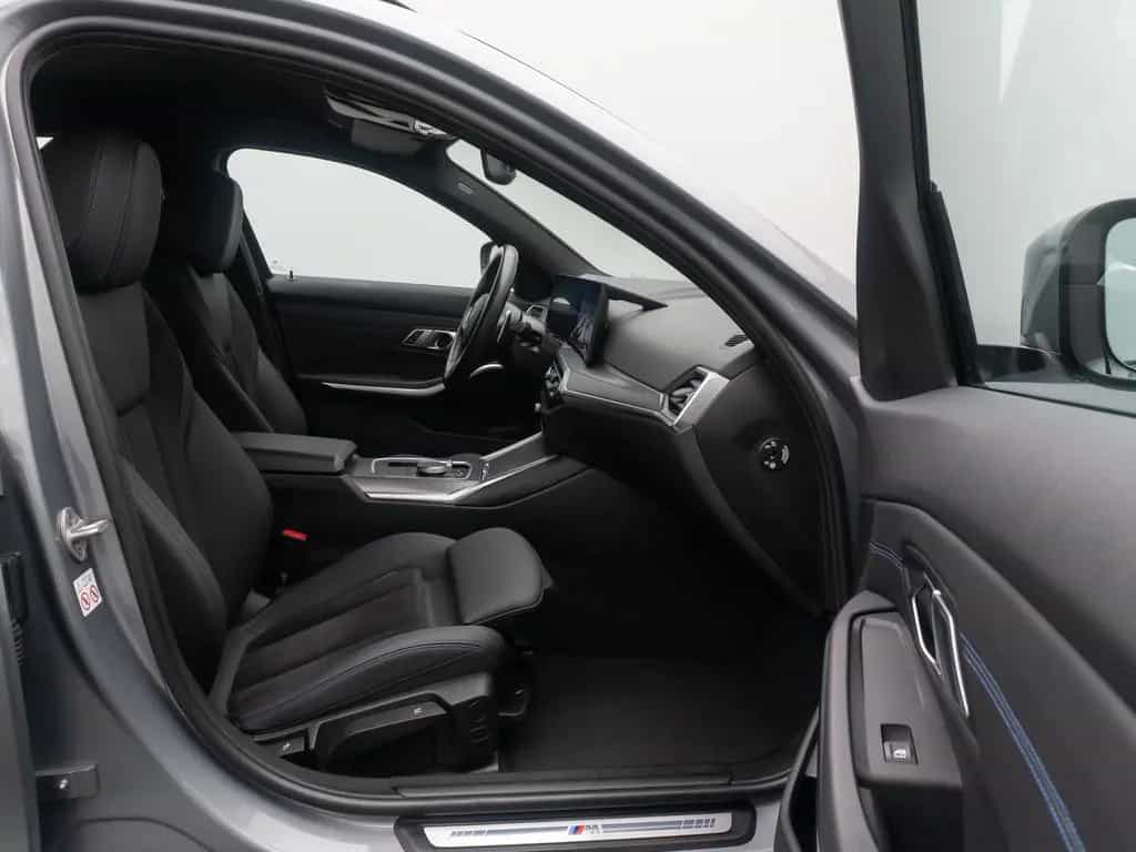 BMW 3 Series d xD M Sport Komfort DAB Cockpit+ Geschwindig 02/2023-photo-24