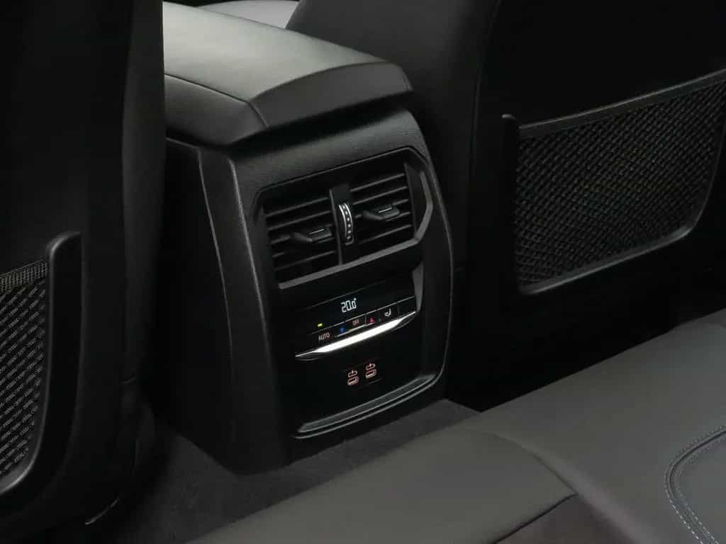 BMW 3 Series d xD M Sport Komfort DAB Cockpit+ Geschwindig 02/2023-photo-27