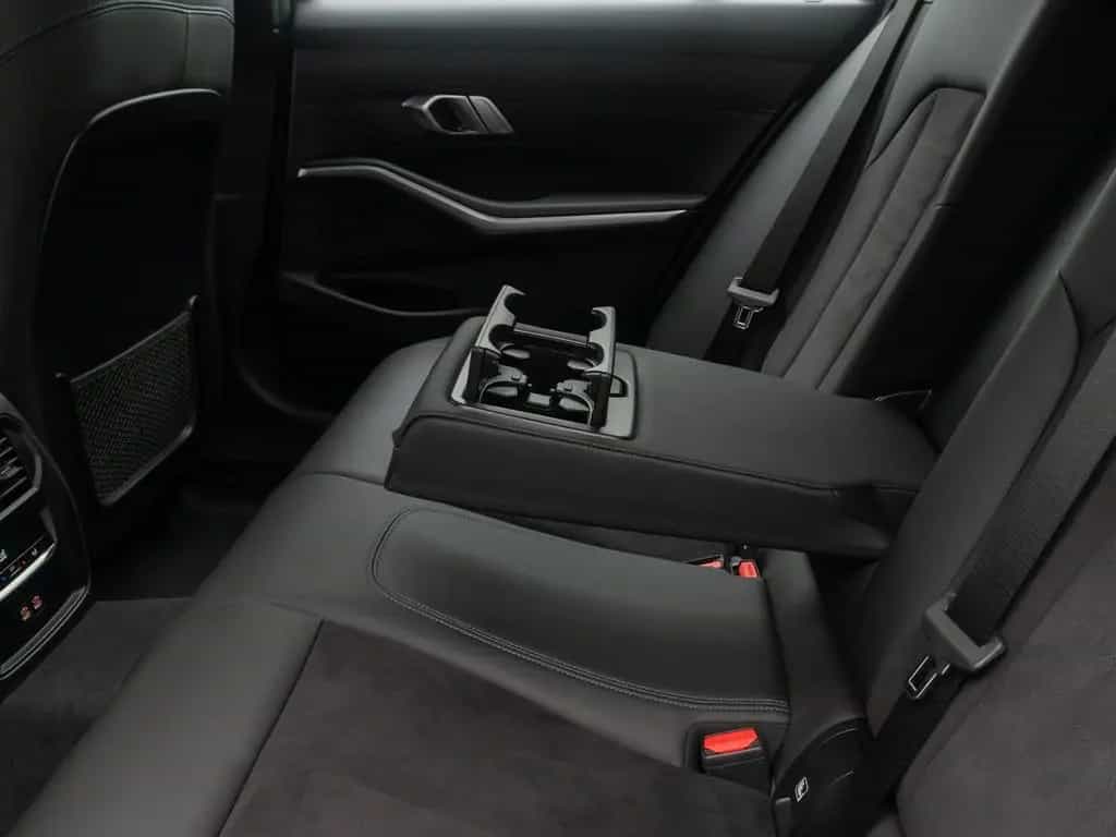 BMW 3 Series d xD M Sport Komfort DAB Cockpit+ Geschwindig 02/2023-photo-28