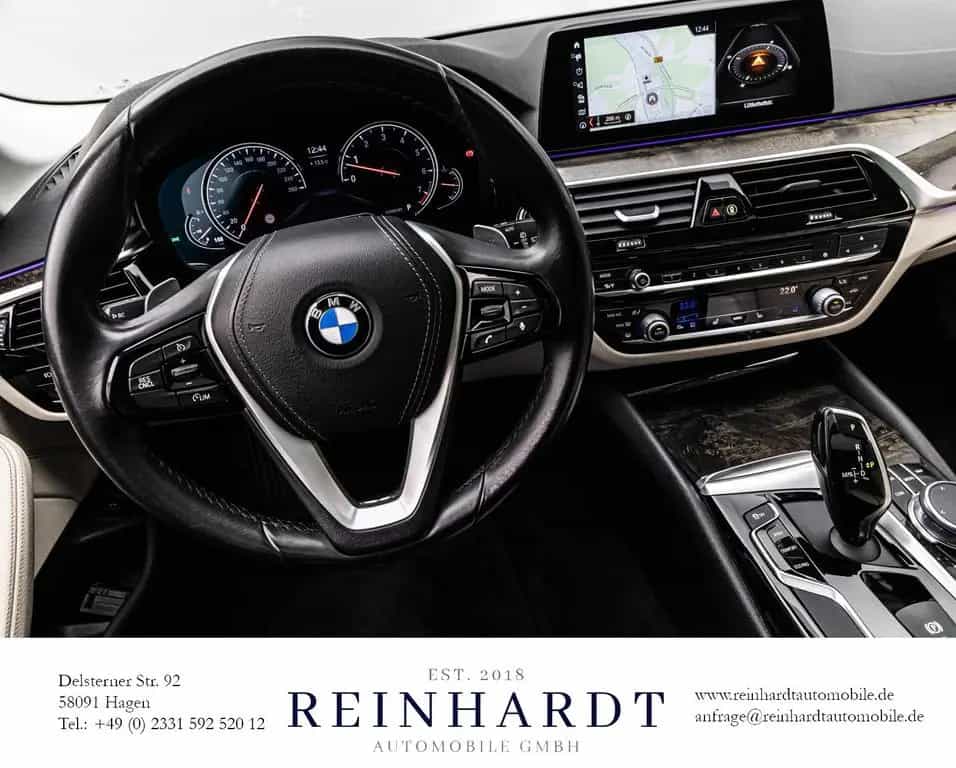 BMW 5 Series 540i TOURING xDRIVE SPORT LINE AHK/PANO/KAMERA 06/2018-photo-28
