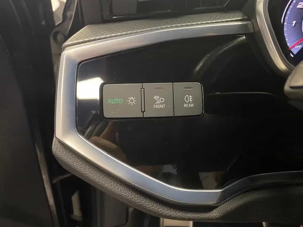 Audi Q3 1.5 16V TFSI S-Li e 35 TFSI S line KLIMA+ACC+ 08/2020-photo-24