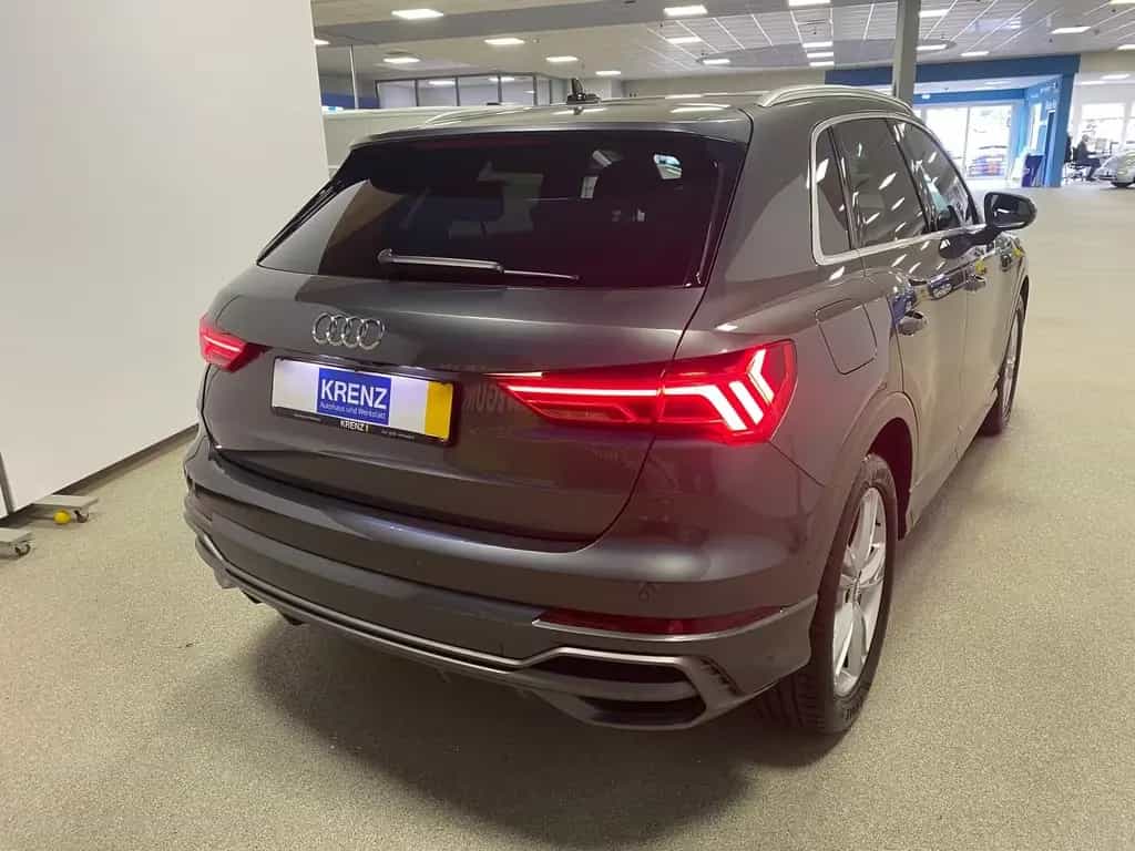 Audi Q3 1.5 16V TFSI S-Li e 35 TFSI S line KLIMA+ACC+ 08/2020-photo-4