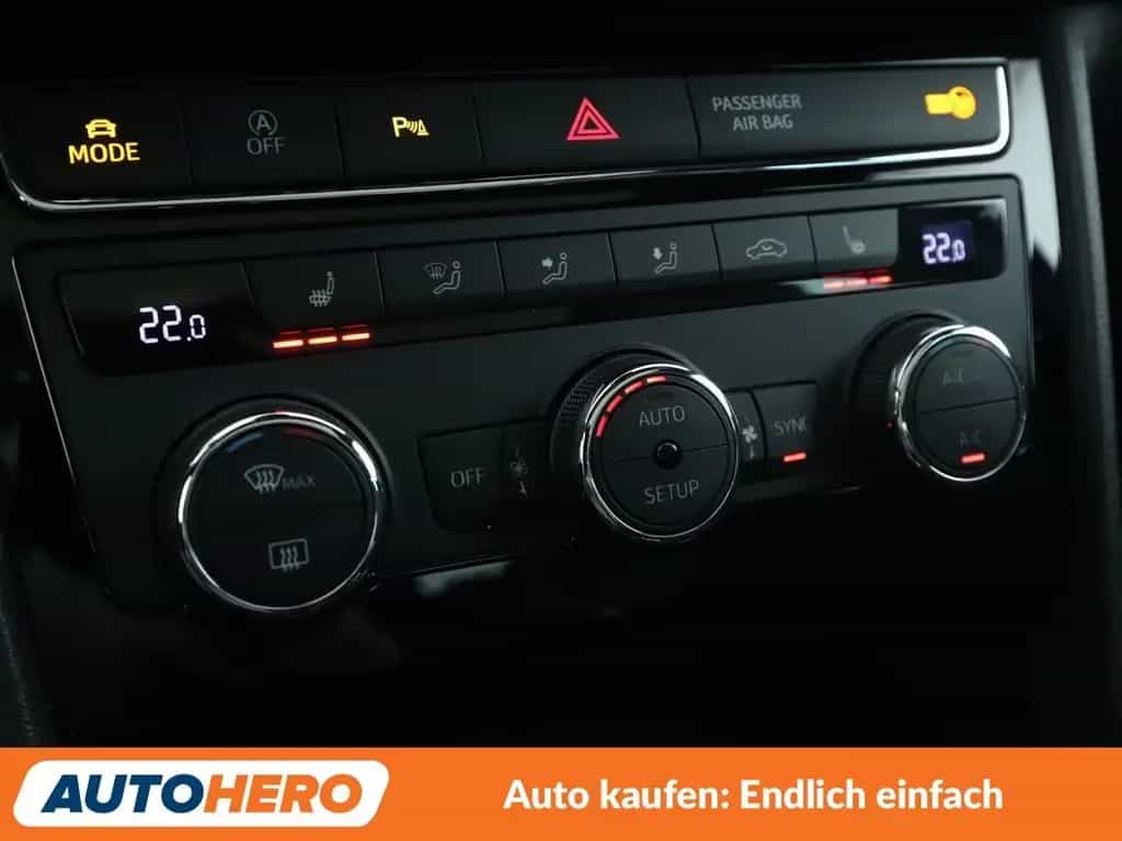 Seat Leon 1.5 TSI ACT FR Black Matt Edition*NAVI*LED* 06/2020-photo-23