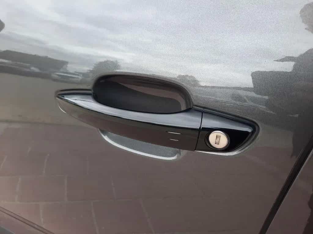 Citroën C5 Aircross 1.2 145 Plus LED SHZ Klima Kamera 03/2025-photo-14
