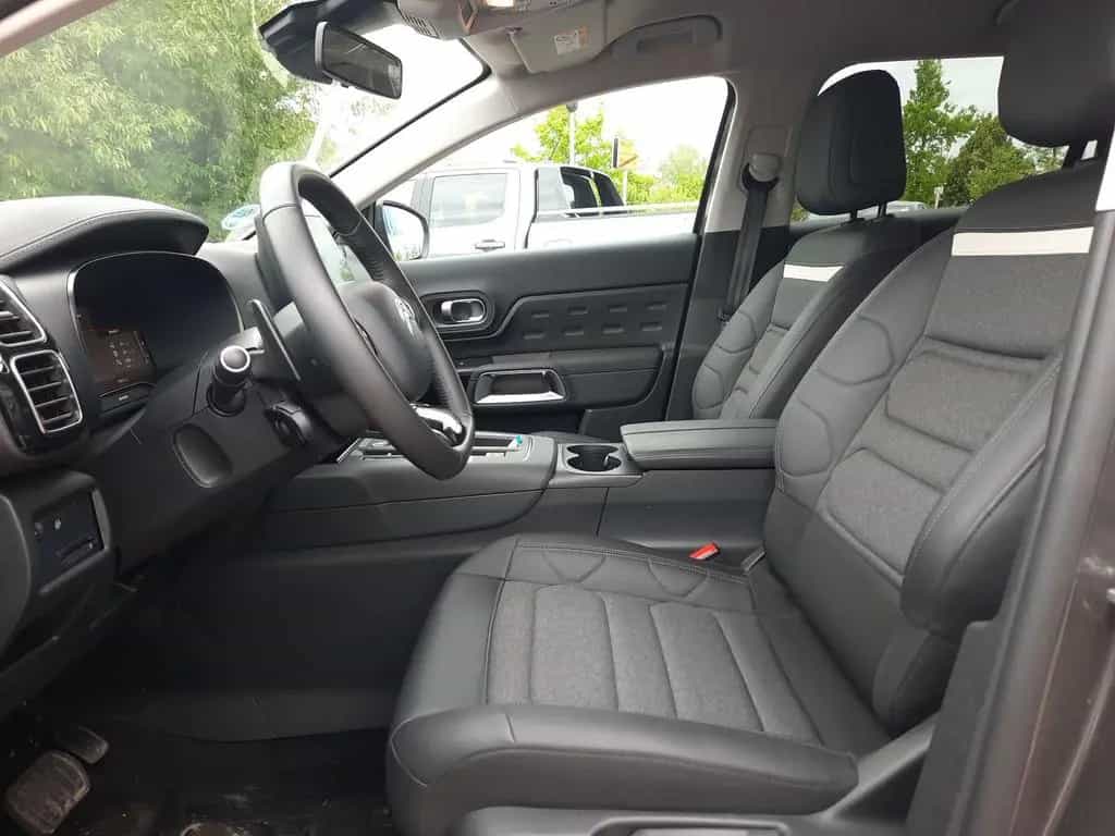 Citroën C5 Aircross 1.2 145 Plus LED SHZ Klima Kamera 03/2025-photo-15