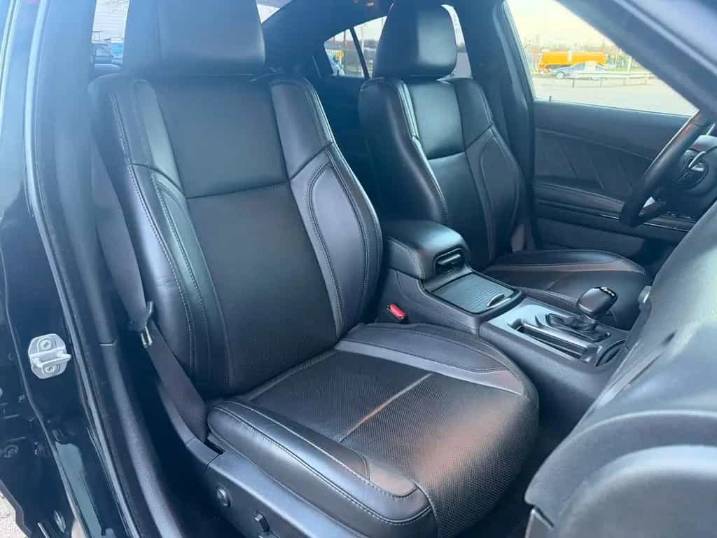 Dodge Charger V8 5,7L R/T 05/2018-photo-15