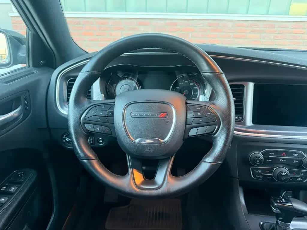 Dodge Charger V8 5,7L R/T 05/2018-photo-20