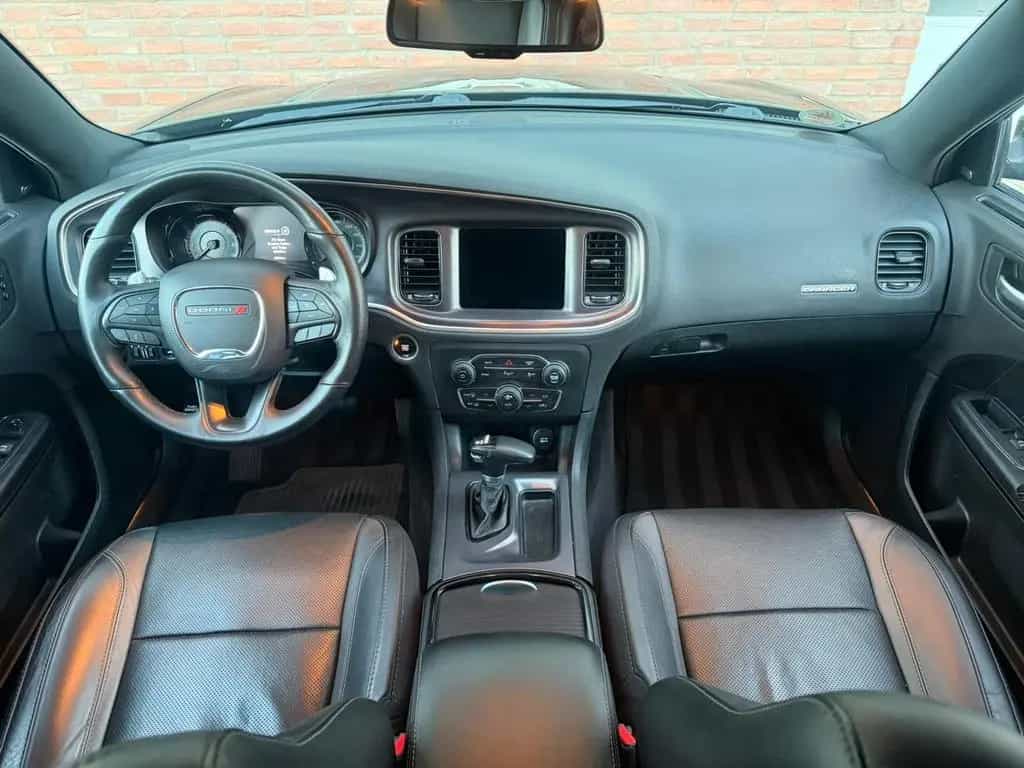 Dodge Charger V8 5,7L R/T 05/2018-photo-6