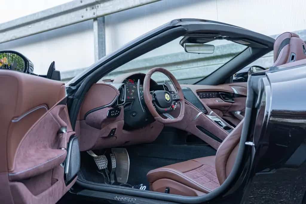 Ferrari Roma Spider *SPECIAL COLOR*VENT*VOLL*LP €345.000 01/2026-photo-15