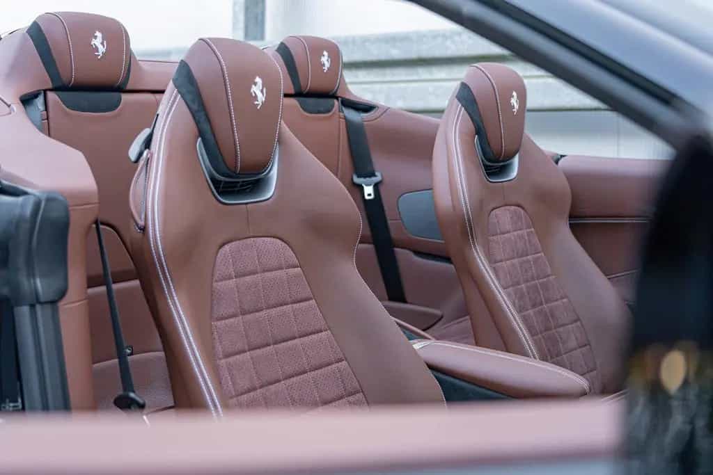 Ferrari Roma Spider *SPECIAL COLOR*VENT*VOLL*LP €345.000 01/2026-photo-31