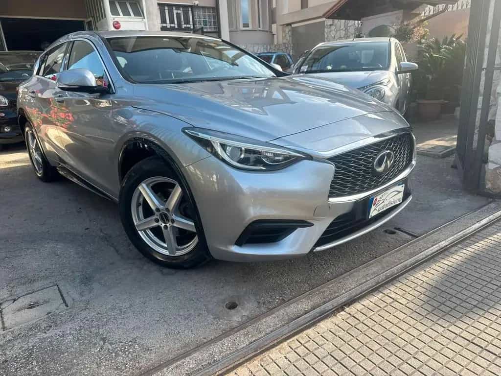 Infiniti Q30 1.5 diesel Premium 05/2018-photo-1