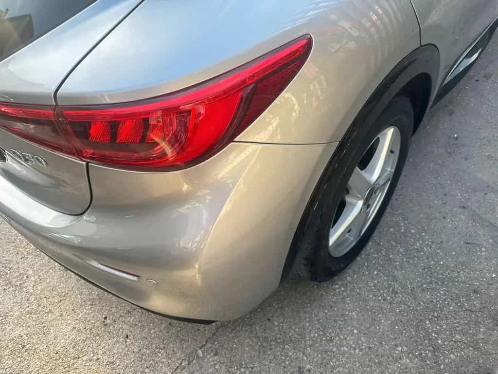 Infiniti Q30 1.5 diesel Premium 05/2018-photo-10