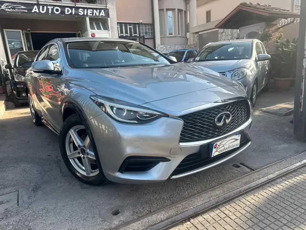 Infiniti Q30 1.5 diesel Premium 05/2018-photo-2