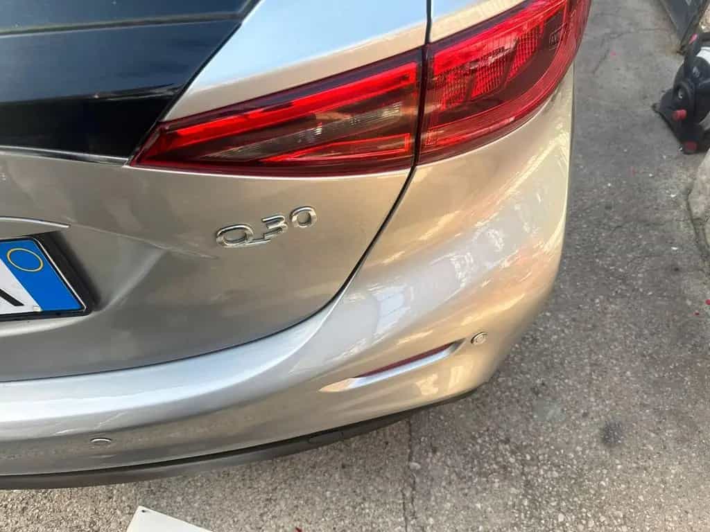 Infiniti Q30 1.5 diesel Premium 05/2018-photo-9