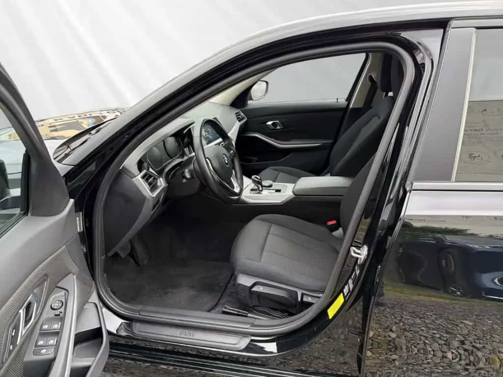 BMW 318 i Limousine Active Guard Plus PDC Tempomat 05/2021-photo-7