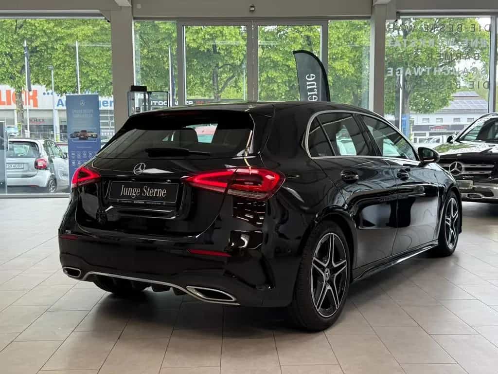 Mercedes-Benz A 220 d AMG DISTR+HUD+MBEAM+360°+KEYLESS+18"+FAP 10/2020-photo-6