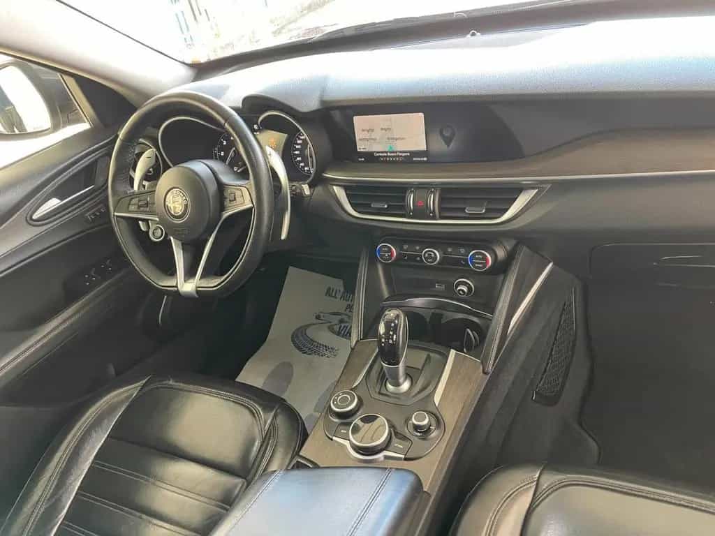 Alfa Romeo Stelvio 2.2 Turbodiesel 210 CV AT8 Q4 02/2018-photo-8