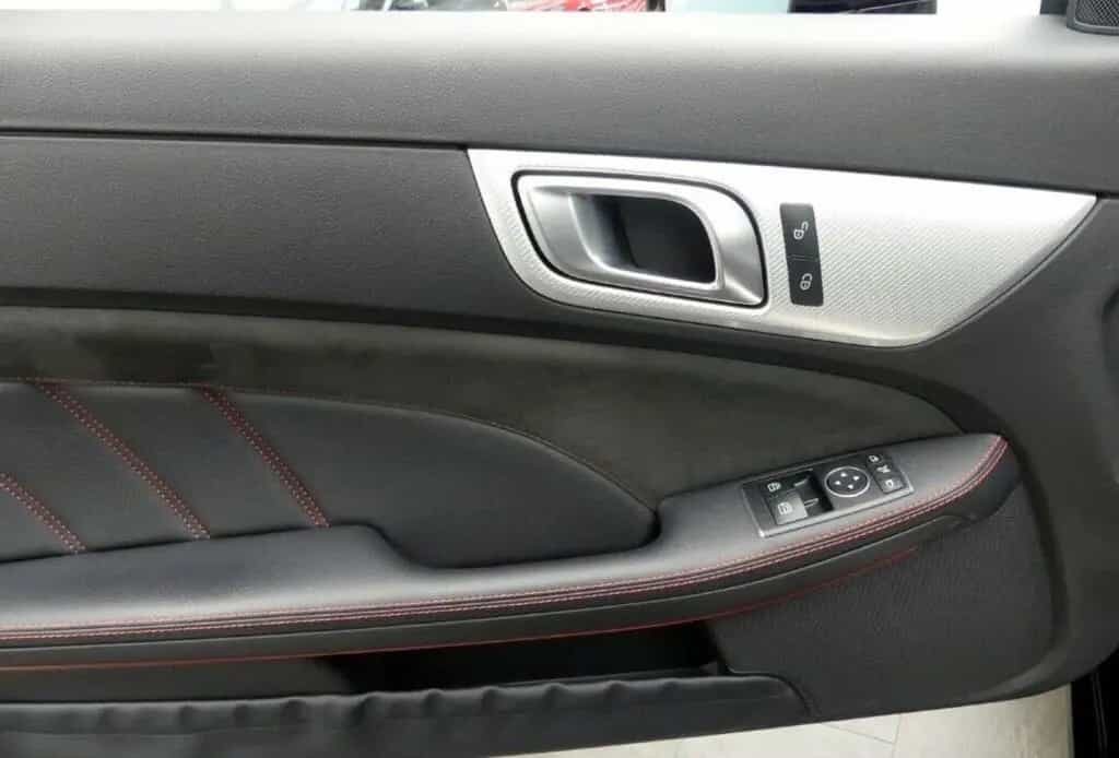 Mercedes-Benz SLC 43 AMG - Scheckheft - B5 neu - TOP-Zustand 03/2017-photo-11