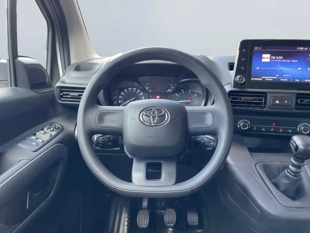 Toyota Proace City Verso 1.2 Turbo L1 Shuttle *Navi*SHZ 08/2021-photo-12