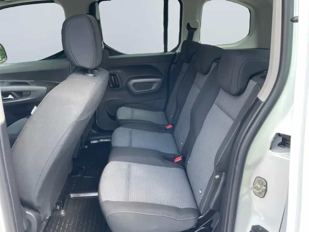 Toyota Proace City Verso 1.2 Turbo L1 Shuttle *Navi*SHZ 08/2021-photo-16