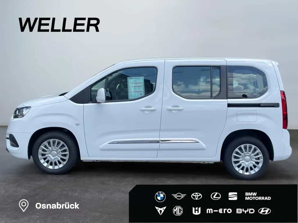 Toyota Proace City Verso 1.2 Turbo L1 Shuttle *Navi*SHZ 08/2021-photo-4