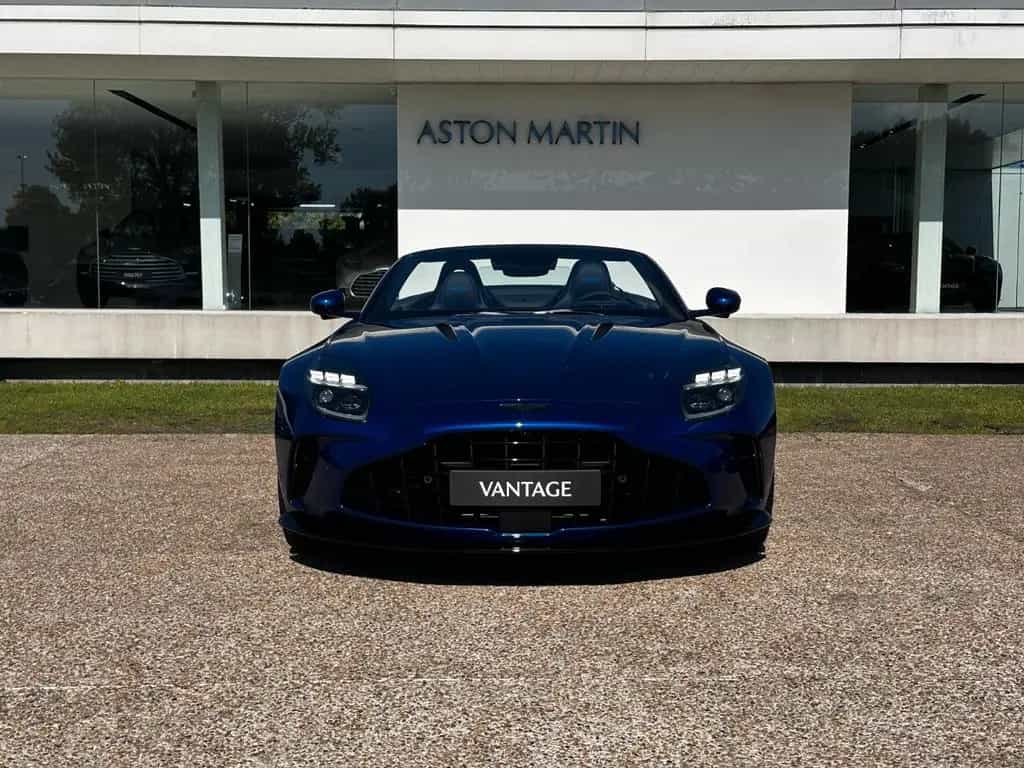 Aston Martin V8 Vantage 4.0 V8 Roadster null-photo-10