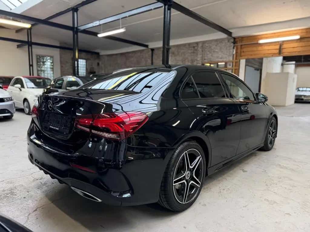 Mercedes-Benz A 200 Lim. *AMG-LINE*NIGHT*BURM *WIDE* 10/2019-photo-2