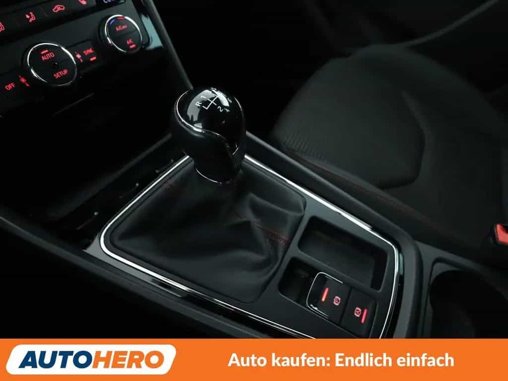 Seat Leon 1.5 TSI ACT FR *NAVI*LED*CAM*TEMPO*SHZ*ALU* 10/2018-photo-23
