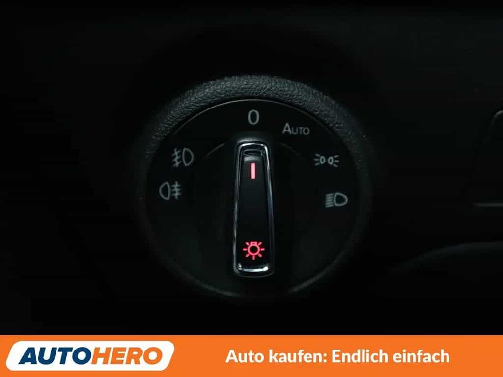 Seat Leon 1.5 TSI ACT FR *NAVI*LED*CAM*TEMPO*SHZ*ALU* 10/2018-photo-26
