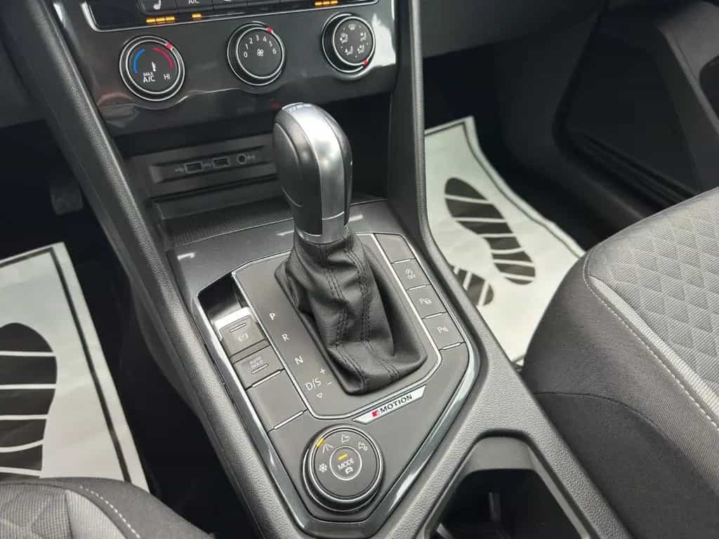 Volkswagen Tiguan Comfortline 4M,DSG,SHZ,AHK,ACC,NAV,BT,CPL 04/2018-photo-17