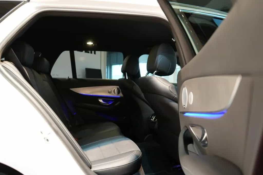 Mercedes-Benz E 300 d T AMG *LED*Navi*Kamera*AHK* 08/2019-photo-9