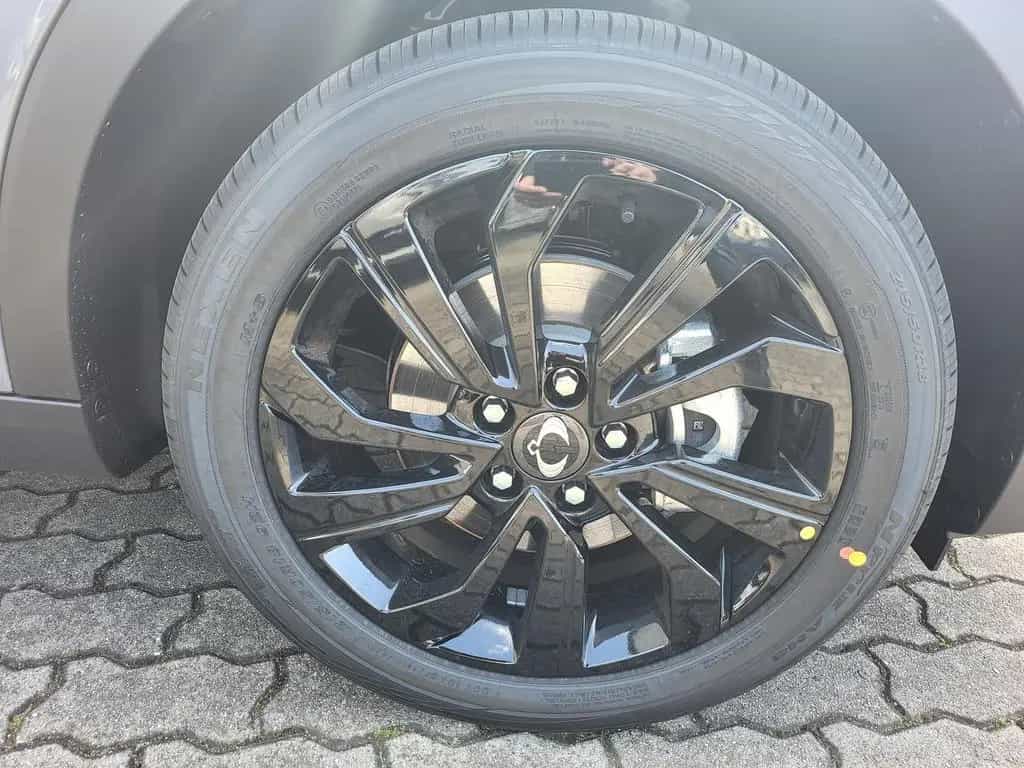 Ssangyong Tivoli 1.5 T-GDI BLACKLINE+KAMERA+NAVI+ALLWETTER 09/2023-photo-3