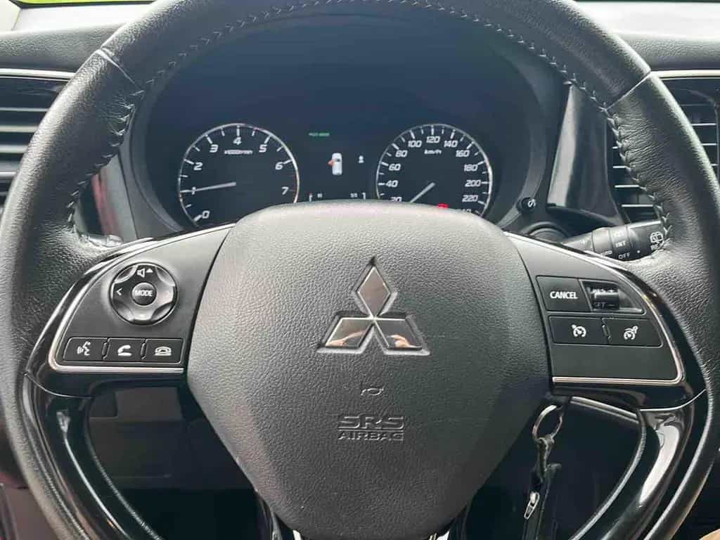Mitsubishi Outlander Diamant Edition 2WD 03/2019-photo-12