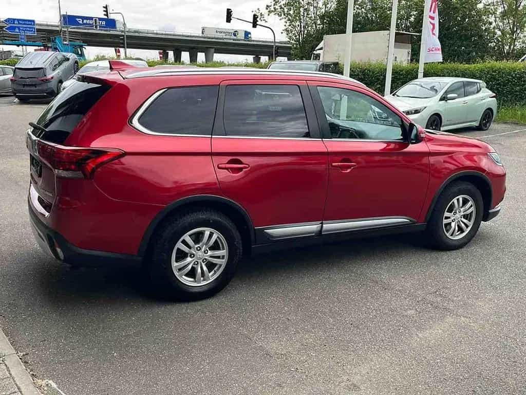 Mitsubishi Outlander Diamant Edition 2WD 03/2019-photo-6