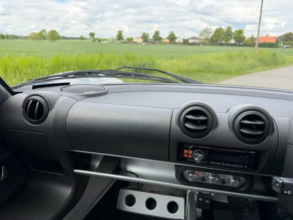 Lotus Elise S3 RHD neuwertiger Zustand 04/2010-photo-16