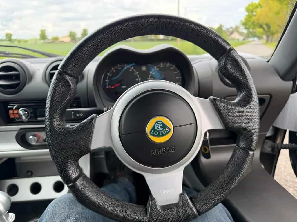 Lotus Elise S3 RHD neuwertiger Zustand 04/2010-photo-18